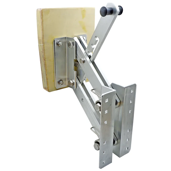 SeaTec, Motorfäste 45 kg aluminium med träplatta